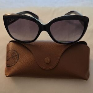 Ray-Ban Sunglasses with Case